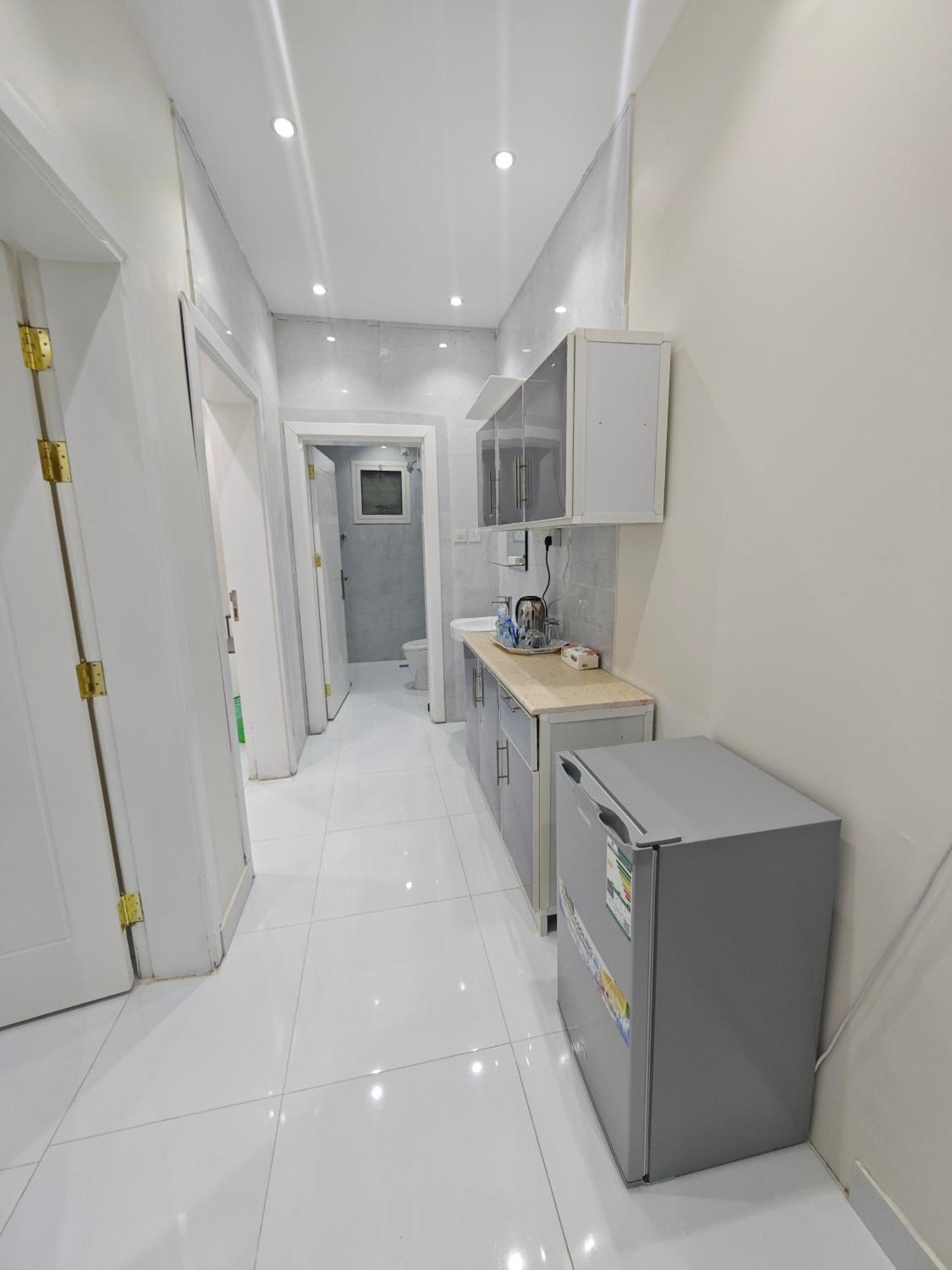 Yaqoot Al Madina Suites ‘Awali Exterior foto