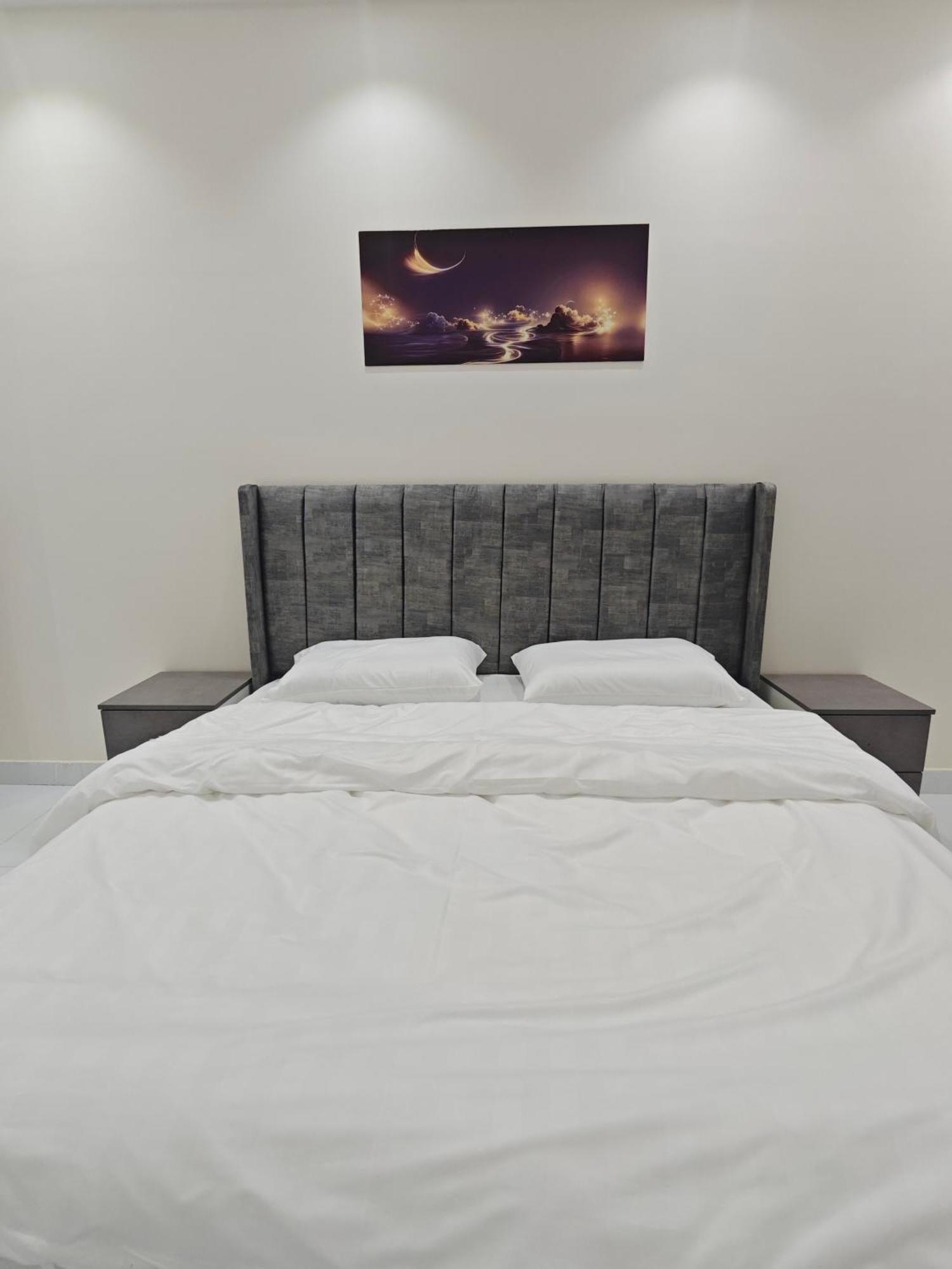 Yaqoot Al Madina Suites ‘Awali Exterior foto