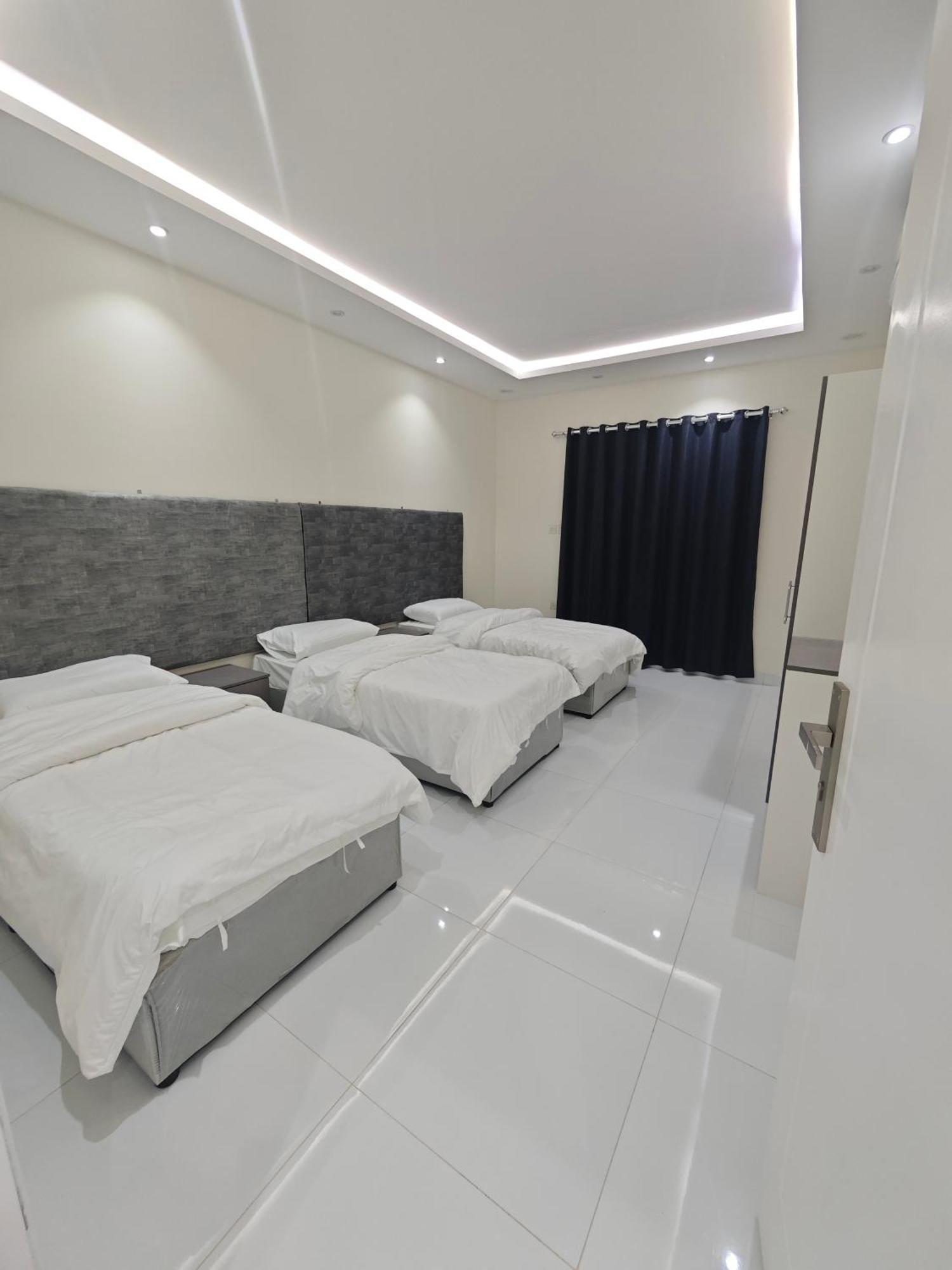 Yaqoot Al Madina Suites ‘Awali Exterior foto